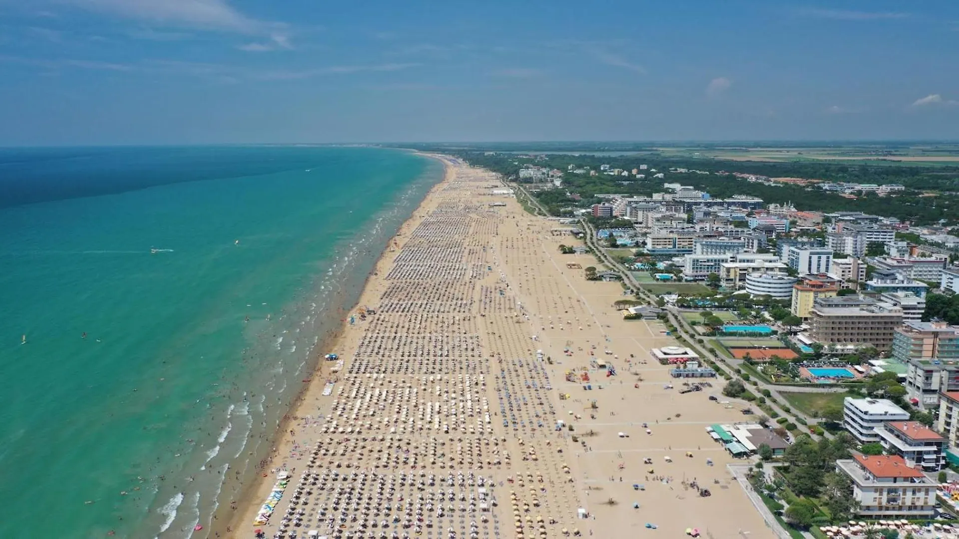 Welcoming Accommodation In Bibione - Beahost Apartment