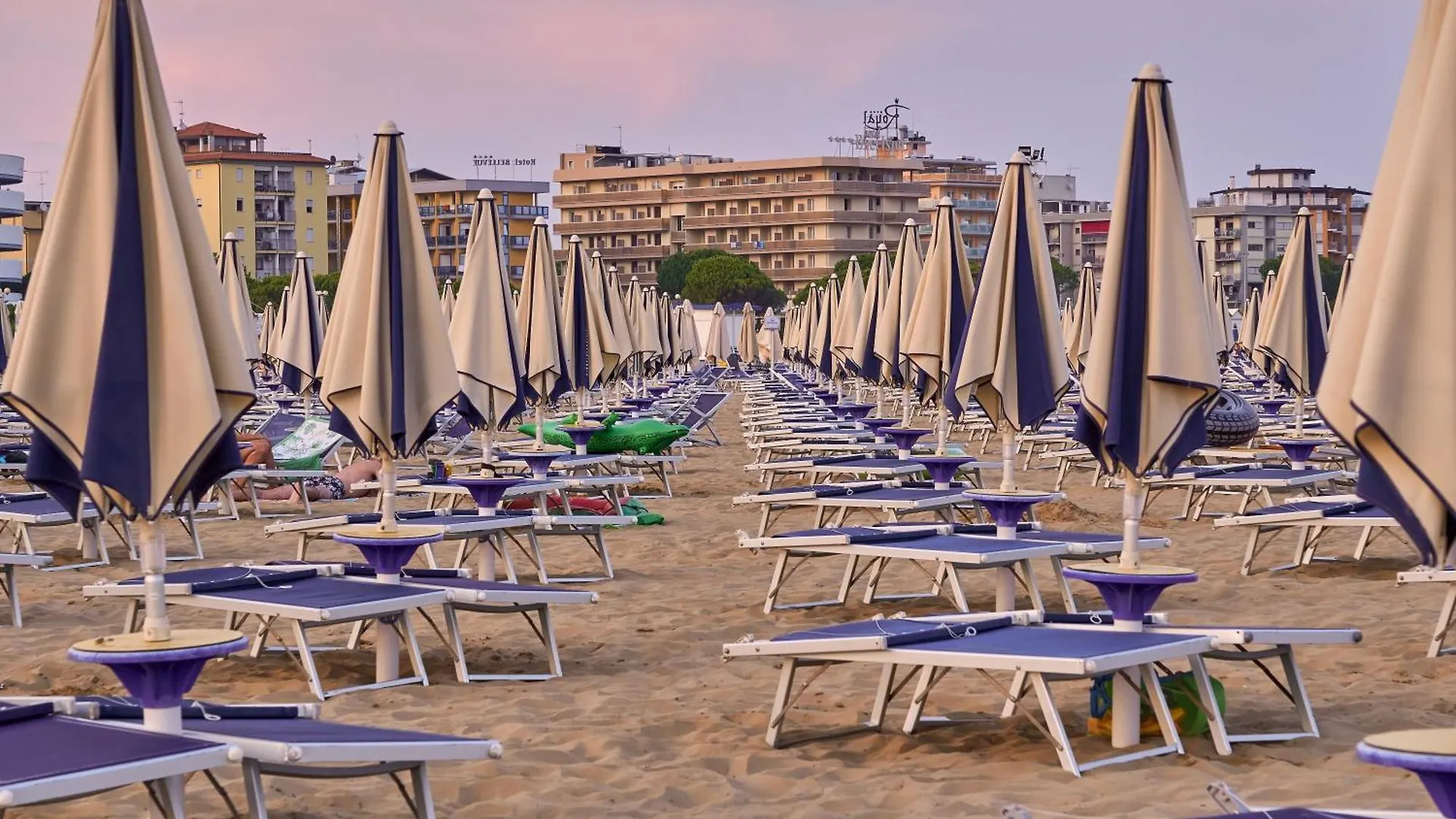 Welcoming Accommodation In Bibione - Beahost Apartment