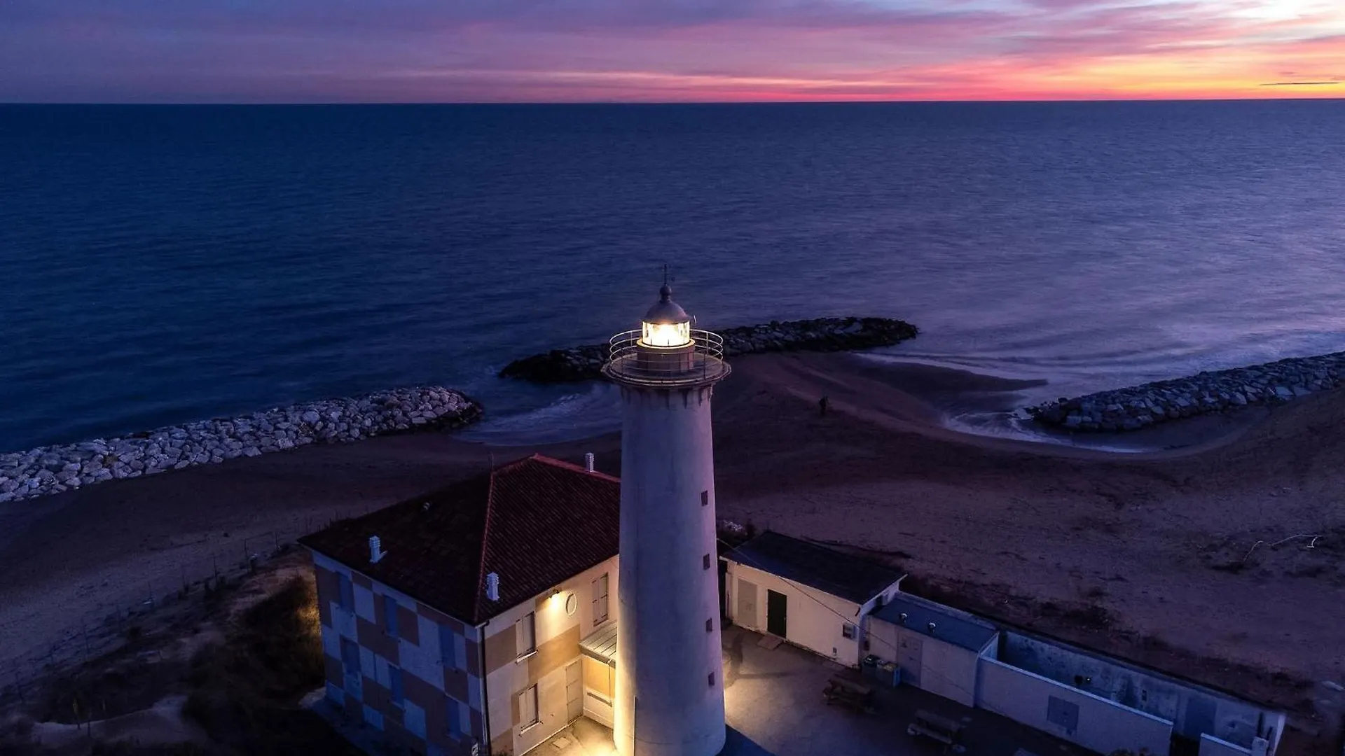 Welcoming Accommodation In Bibione - Beahost Italy